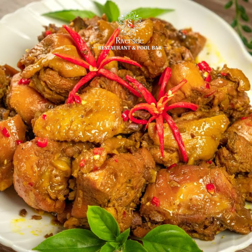 Simmered Chicken with Lemongrass and Chili