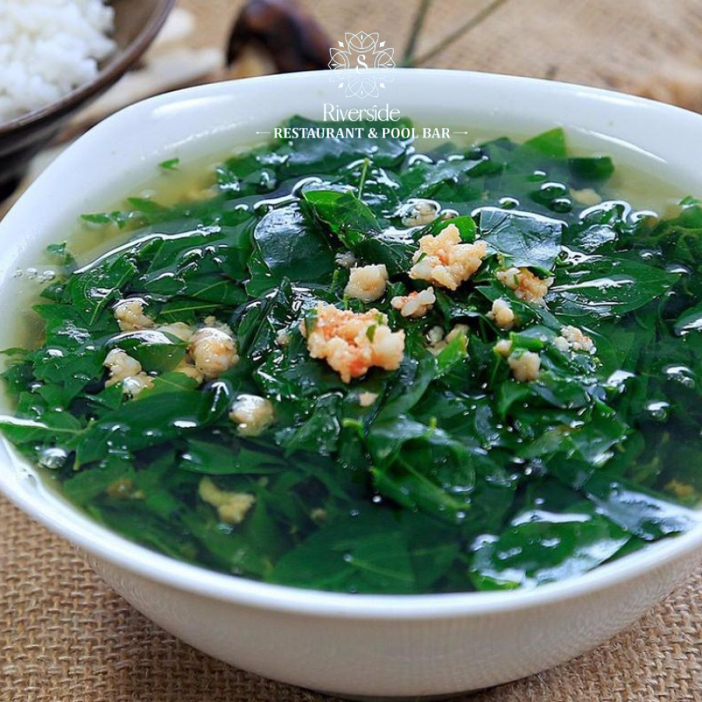 Assorted Vegetables Soup with Shrimp